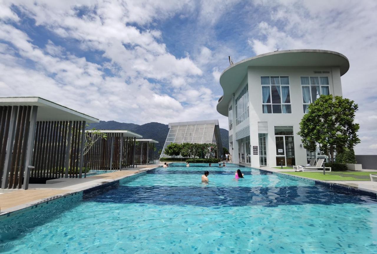 Windmill Upon Hills Luxurious Sky Villa 360 Sky Pool Heated Pool Mountainous Genting View Genting Highland By Heritage Cao nguyên Genting Ngoại thất bức ảnh