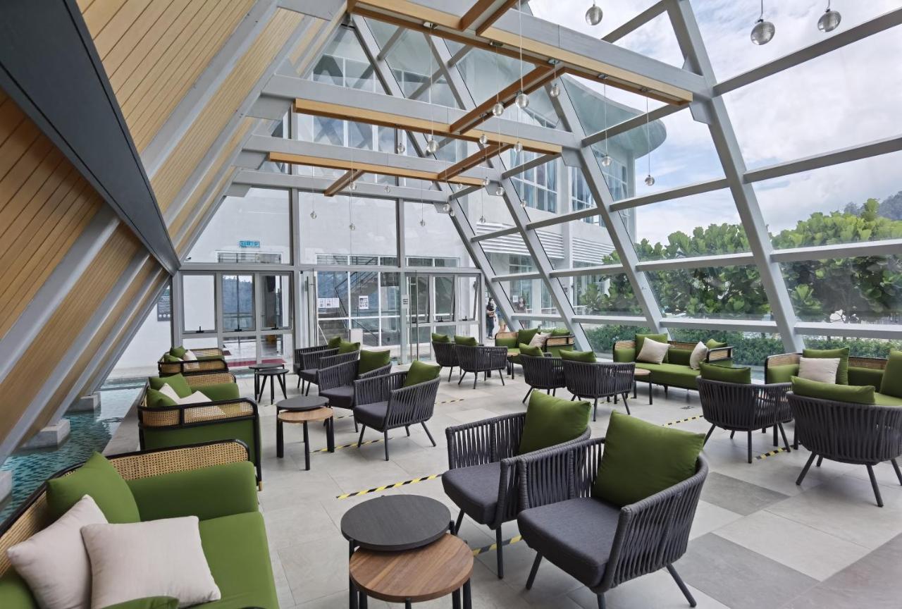 Windmill Upon Hills Luxurious Sky Villa 360 Sky Pool Heated Pool Mountainous Genting View Genting Highland By Heritage Cao nguyên Genting Ngoại thất bức ảnh