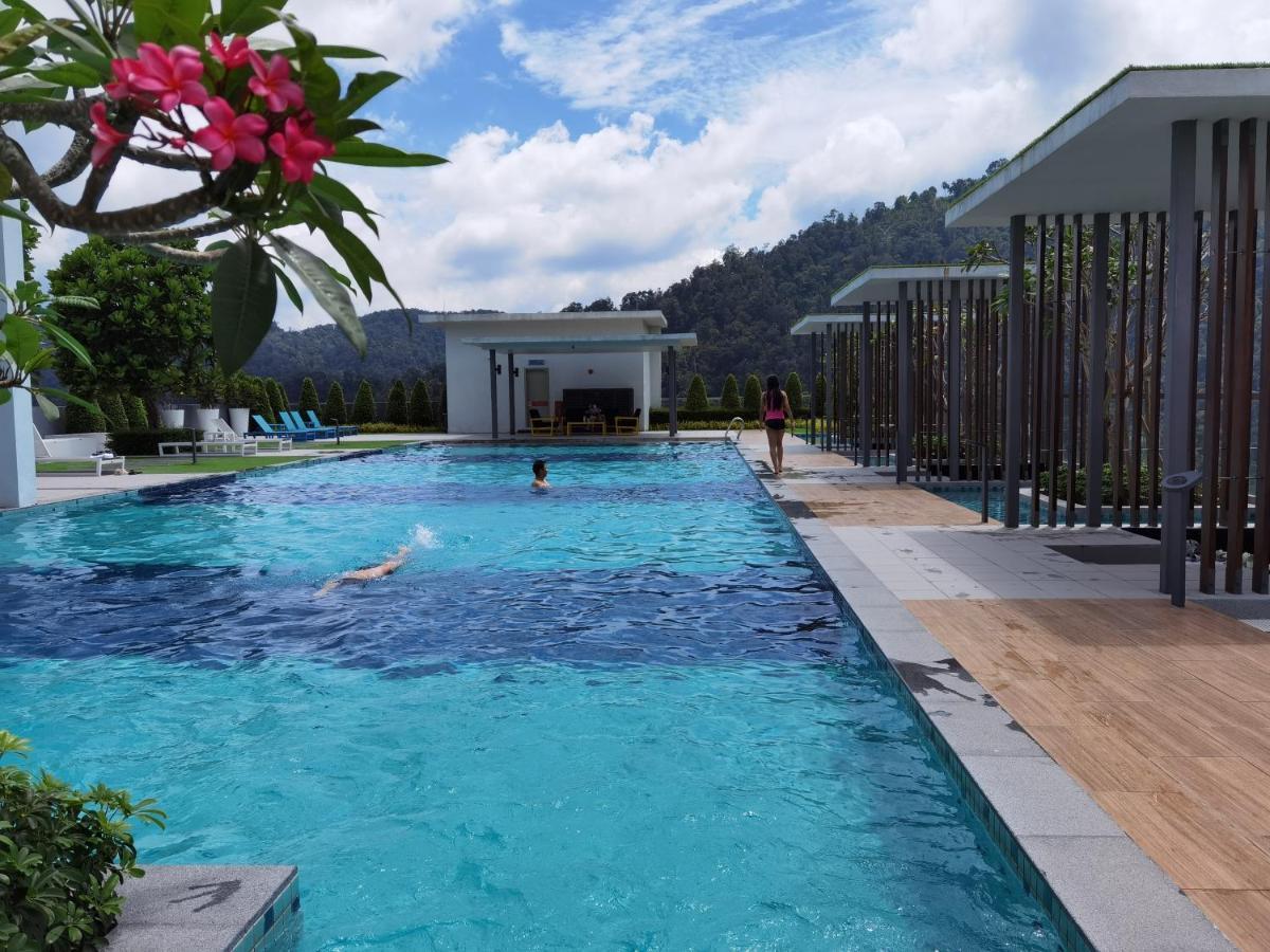Windmill Upon Hills Luxurious Sky Villa 360 Sky Pool Heated Pool Mountainous Genting View Genting Highland By Heritage Cao nguyên Genting Ngoại thất bức ảnh